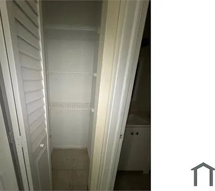 2 bed, 750 sqft, $2,300 — Photo 3