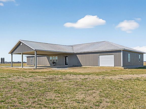 2nd image of 2600 W 410th Rd