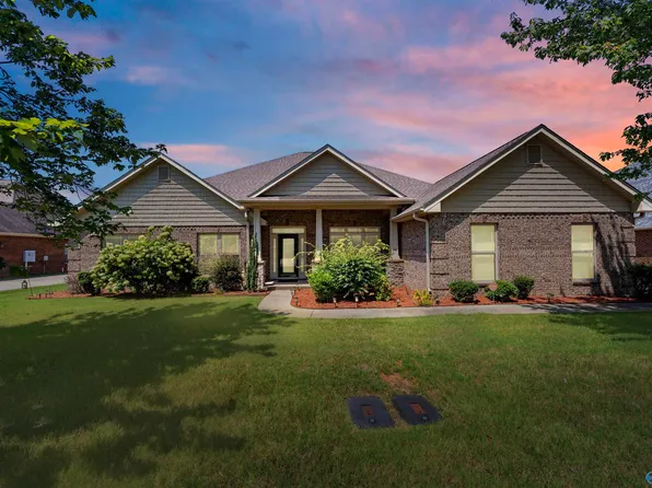 216 Maplebrook Dr, Madison, AL 35756