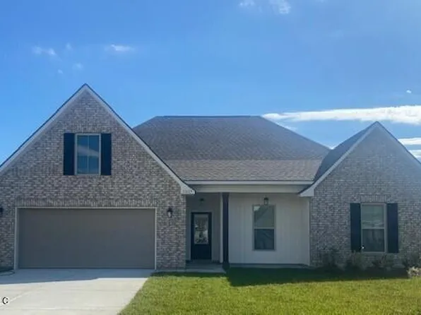 11605 Rosalie Pl, Ocean Springs, MS 39564