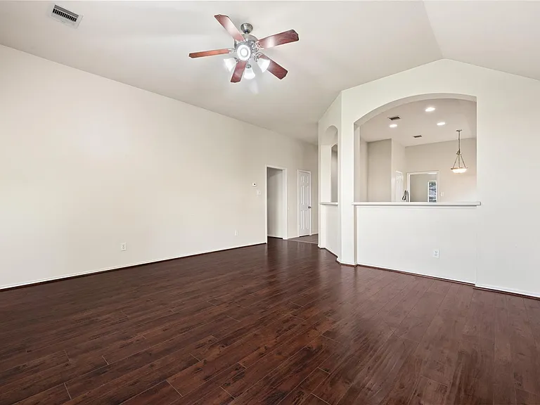 2822 Lakecrest Forest Dr — Photo 10
