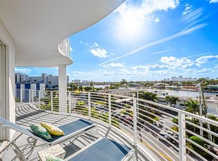 612 Bayshore Dr #402, Fort Lauderdale, FL 33304