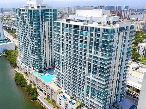 4th image of 300 Sunny Isles Blvd #4-1603