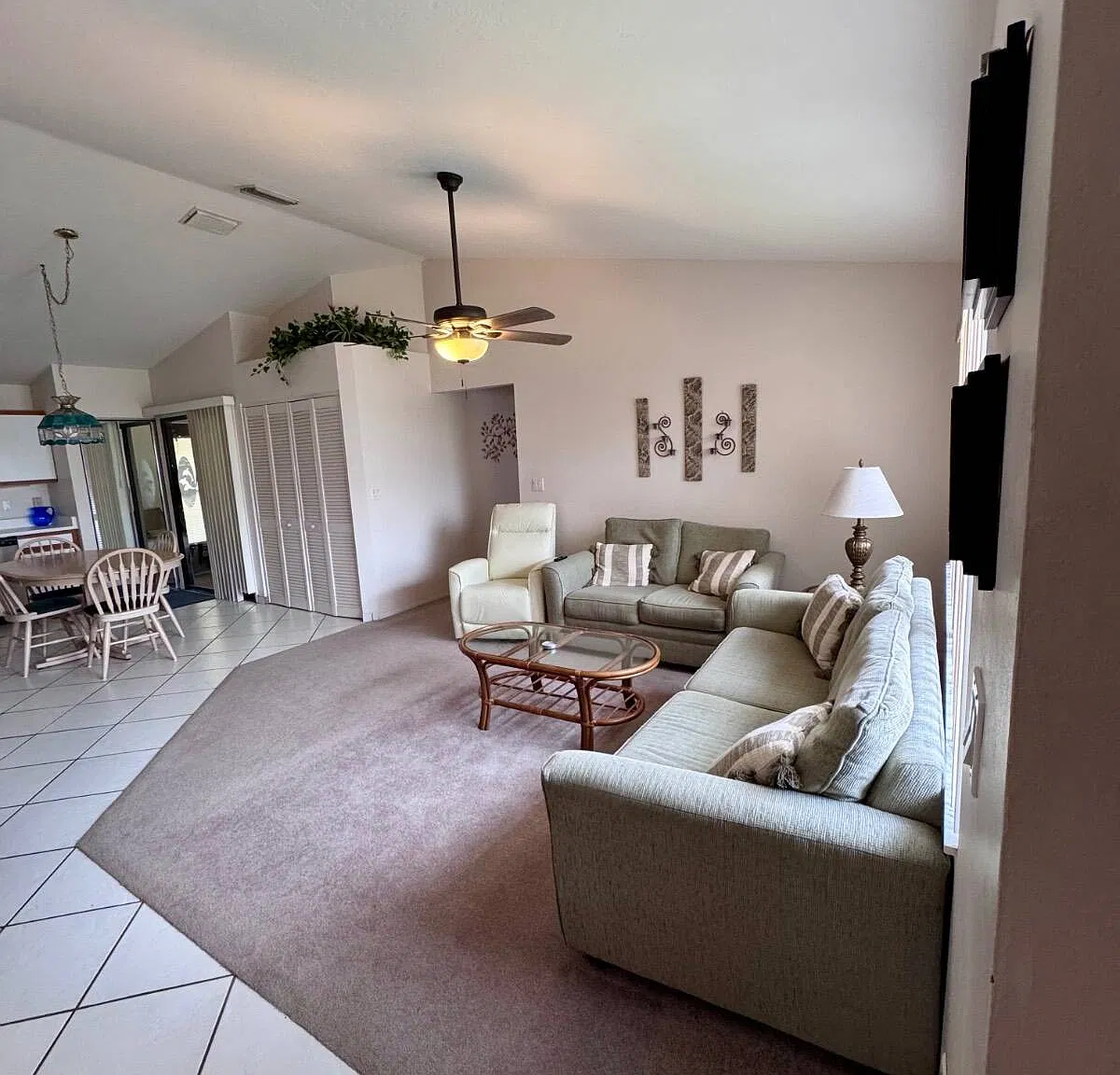 2 bed, 2.0 bath, 1050 sqft, $2,600 — Photo 3