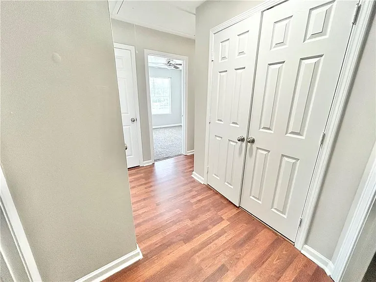 845 Store House Ct #B — Photo 17