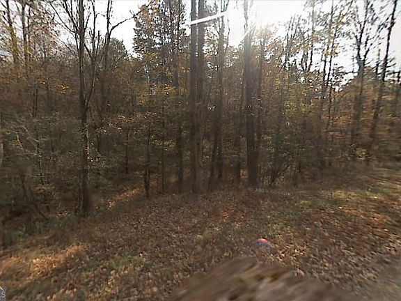 2nd image of 900 Valley Dr