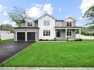 229 Glengariff, Massapequa Park, NY, 11762