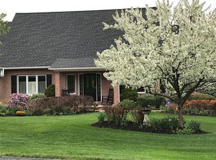 8472 Cliff Forest St, Fogelsville, PA 18051