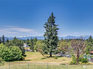1511 E 33rd St, Bremerton, WA 98310
