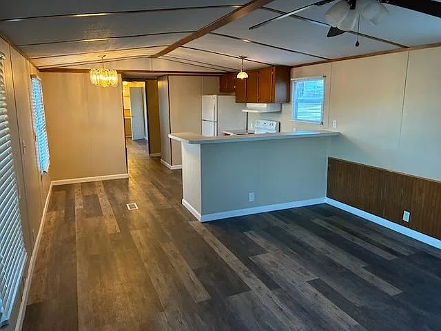 3 bed, 1064 sqft, $1,400 — Photo 4