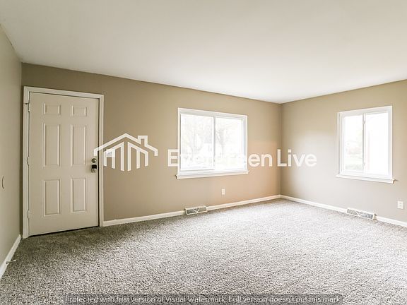 4th image of 3595 Dresden St