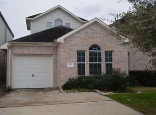 815 Forest Bark Ln, Houston, TX 77067