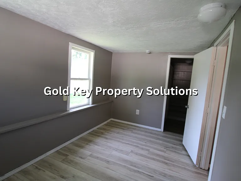 706 University Blvd — Photo 14