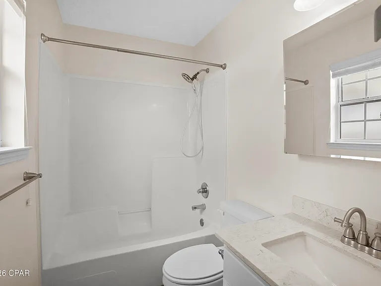 1815 Foster Ave — Photo 25