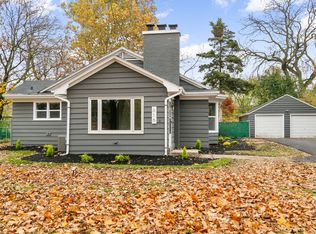 615 Polo Dr, Wheaton, IL 60187