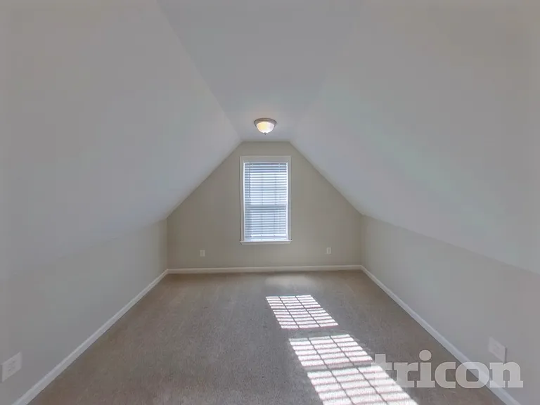 1024 Stratus Dr — Photo 18