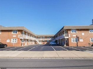 21 S Monroe Ave #A12, Margate City, NJ 08402