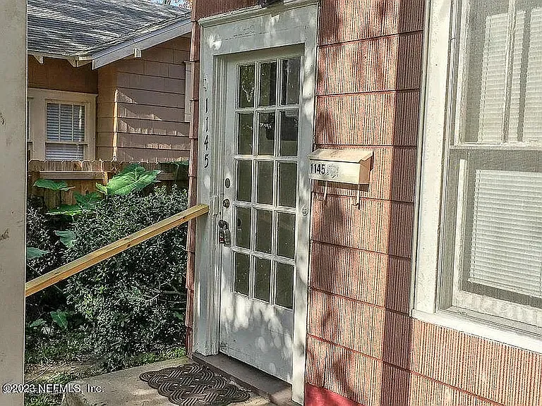 1145 Talbot Ave #1145 — Photo 2