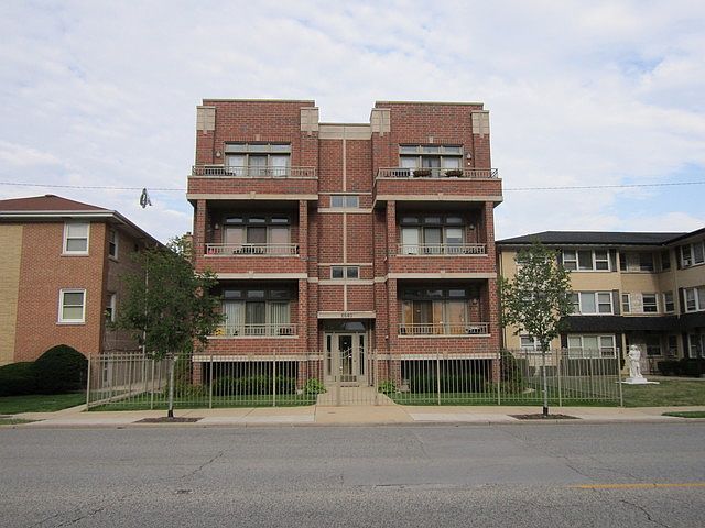 1st image of 6640 N Harlem Ave APT 1N