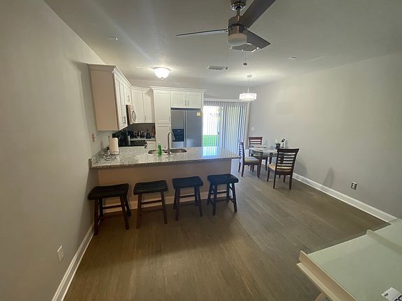 4th image of 419 Wilton Cir #419