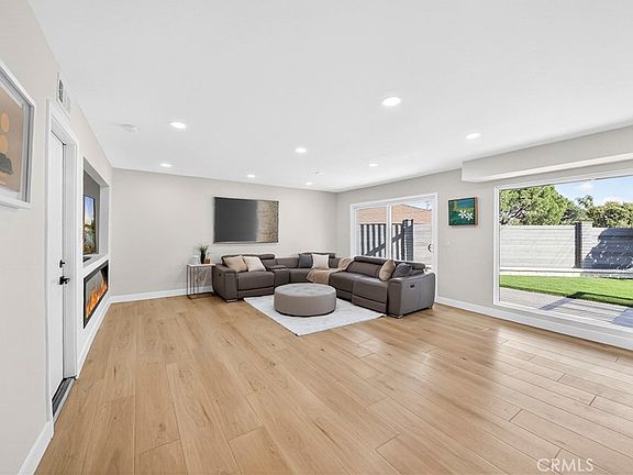 3rd image of 2248 El Rancho Vis