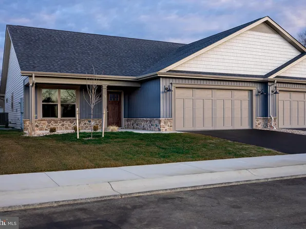 53 Grainfield Ct, Martinsburg, WV 25404