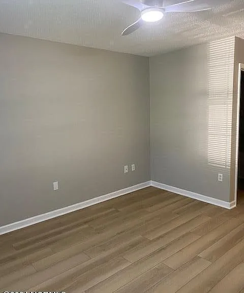4364 Owendon Dr — Photo 13