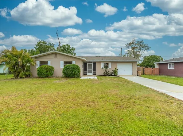 13457 2nd ST, FORT MYERS, FL 33905