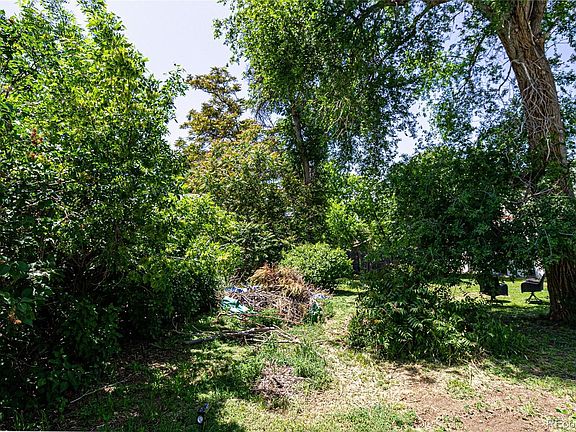 4th image of 2642 N Josephine Street