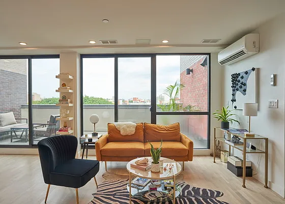 Rented by Bond New York | media 22