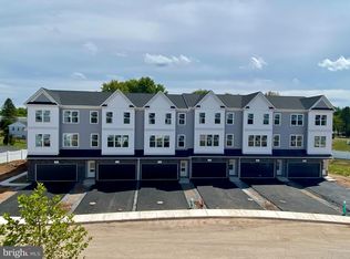 12 Warren Dr #6, Chalfont, PA 18914