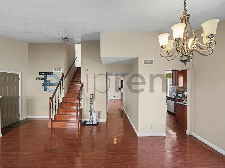 16380 Trelaney Rd — Photo 6