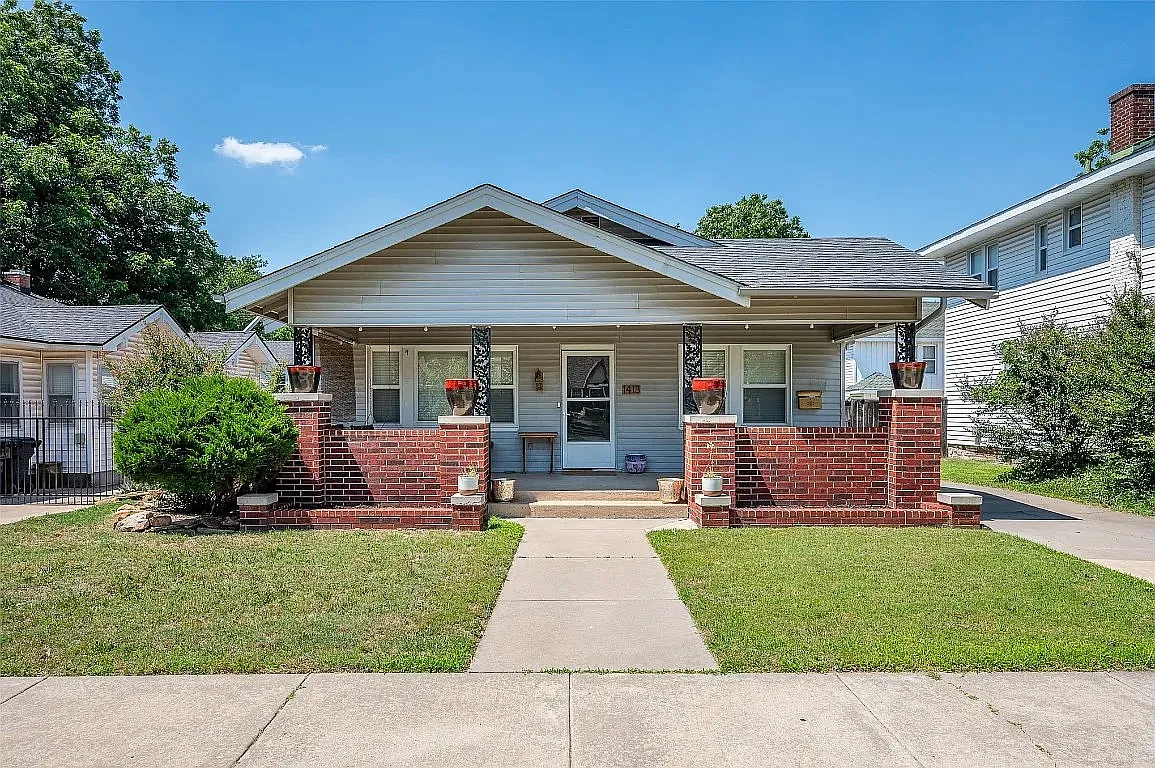 1413 NW 19th St — Photo 1