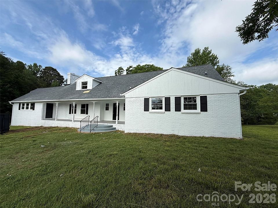 1st image of 2705 Robinson Rd