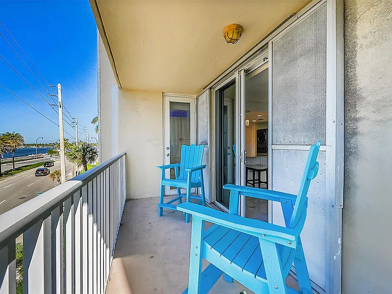1401 S Ocean Dr #304 — Photo 30