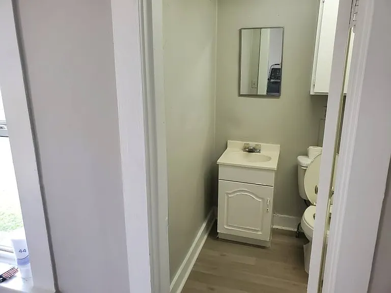221 Sunset Ave — Photo 3