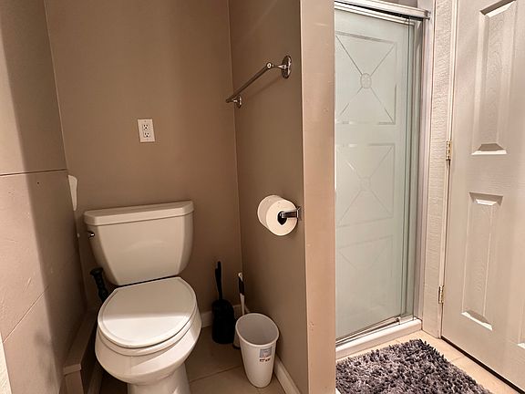 5th image of 760 S Pine Haven Dr #2