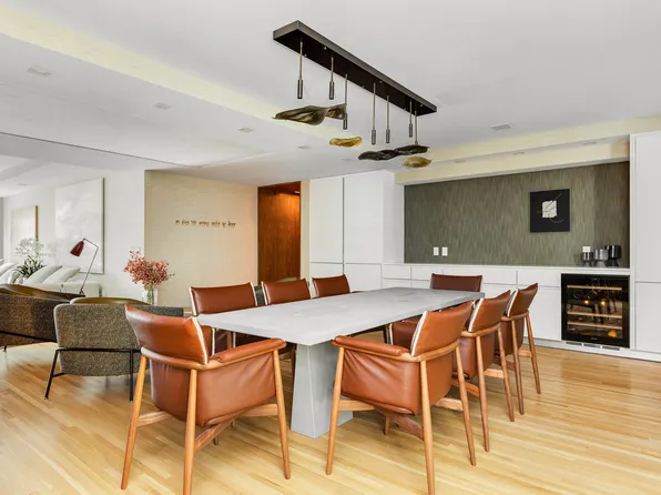 737 Park Avenue 5G image 1 of 16