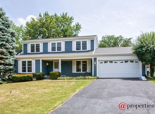 1831 Friars Ln, Mundelein, IL 60060