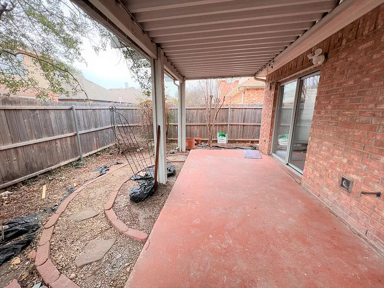 738 Ridgemont Dr — Photo 19