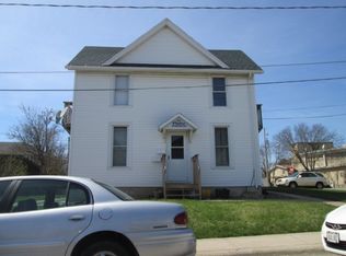 270 N Bonson St, Platteville, WI 53818