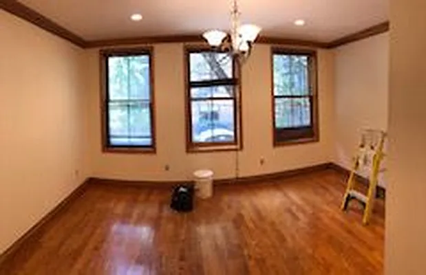 Rented by Urban Real Estate Property Group Inc | media 58