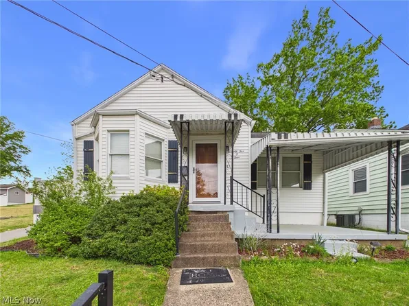2504 New York Ave, Parkersburg, WV 26101