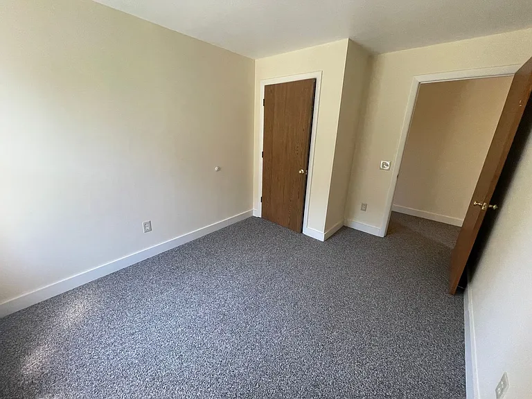 17 Temple St #B — Photo 13