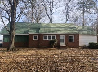 7320 Garrett Rd, Liberty, NC 27298