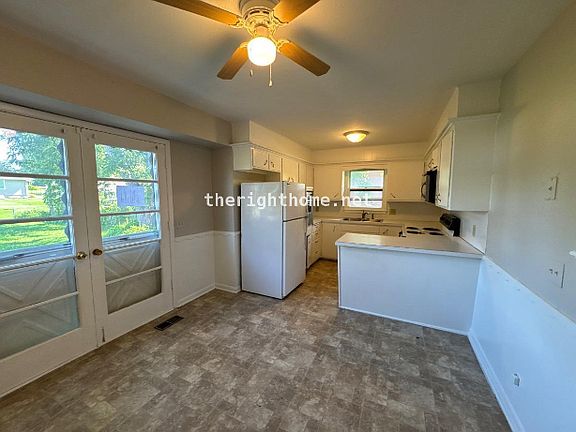 5th image of 4460 Shady Lane Cir