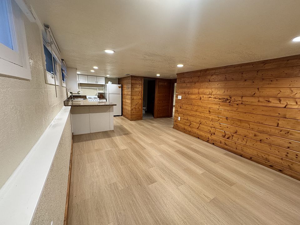 1st image of 516 W Olive St #F