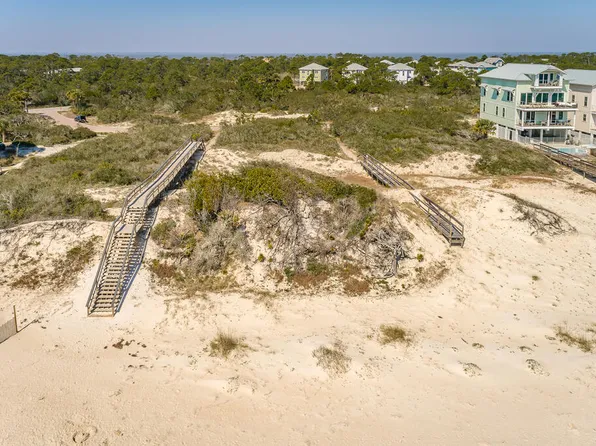 1526 Gulf View Way, Saint George Island, FL 32328