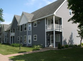 1400 Redfield St APT 1, La Crosse, WI 54601
