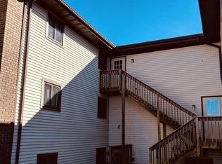 715 Fairmont Dr #10646891, Bloomington, IL 61704